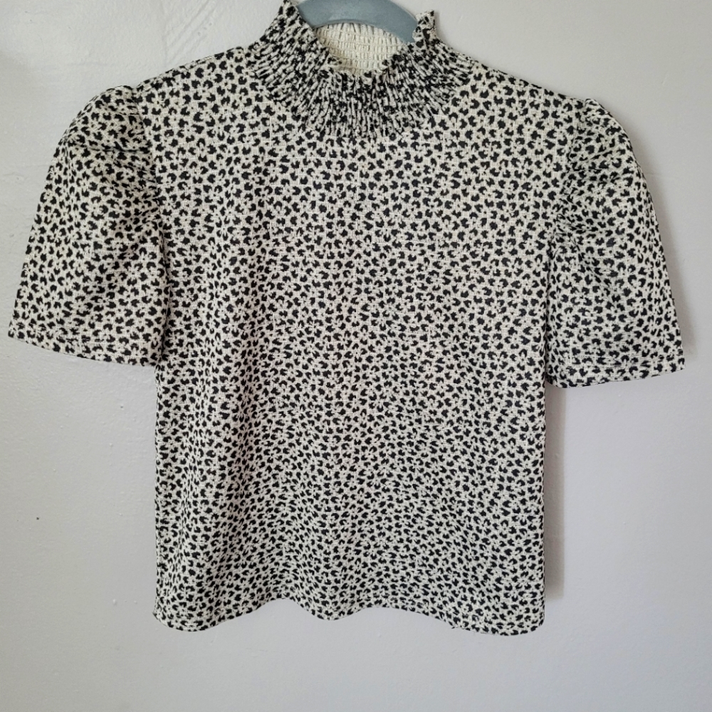 Zara, M, Tan with Black Print